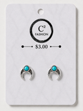 Half moon earrings with turquoise in the middle 